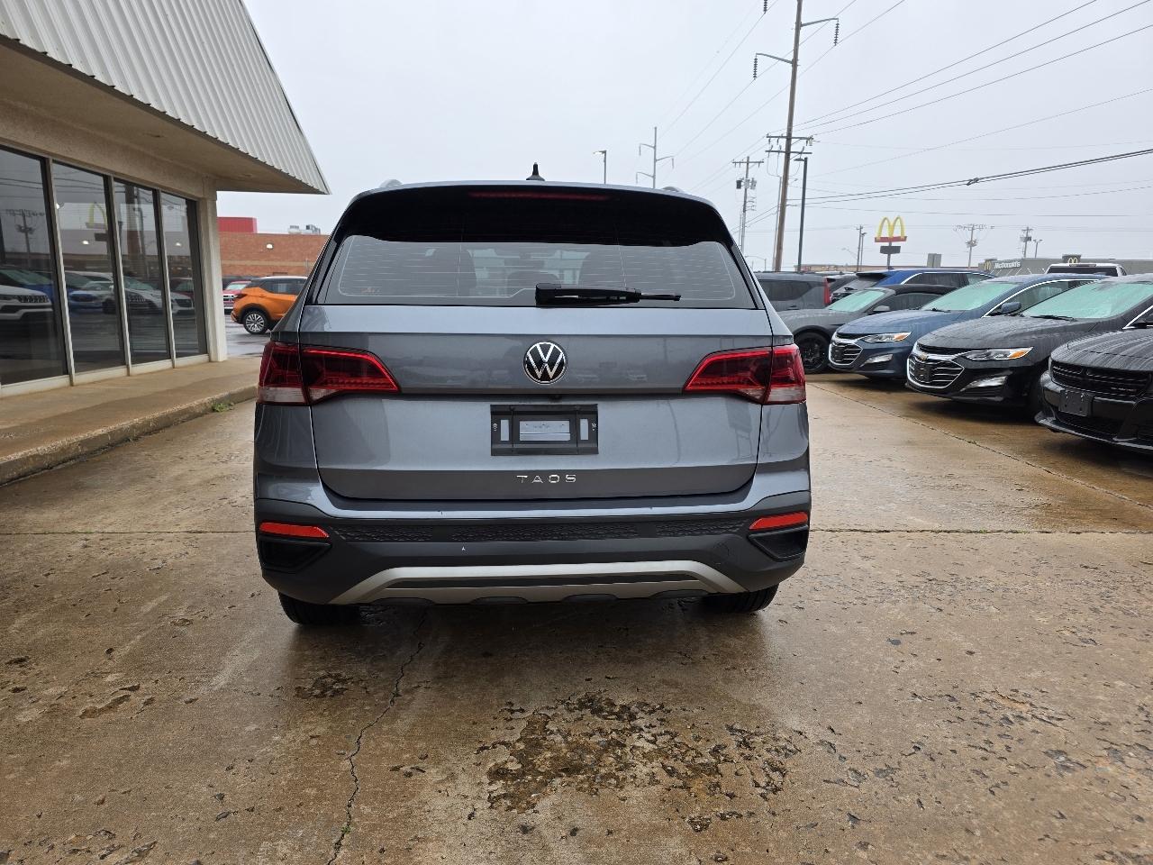 Volkswagen Taos S FWD 2023