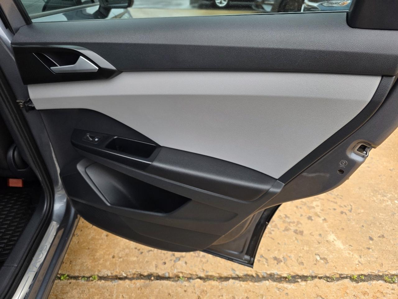 Volkswagen Taos S FWD 2023