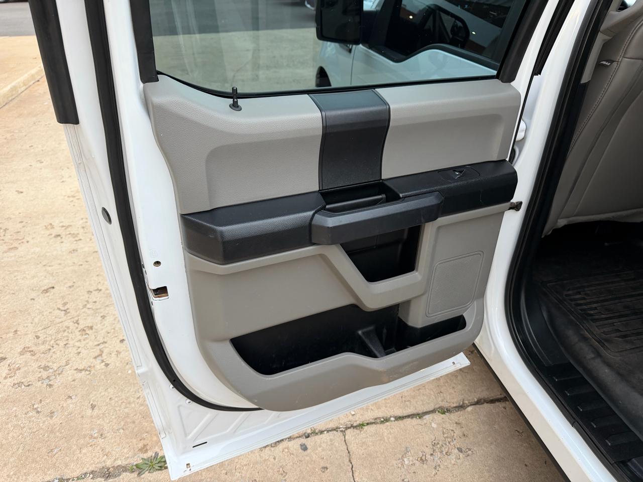 Ford F-150 XL 2WD SuperCrew 5.5' Box 2020