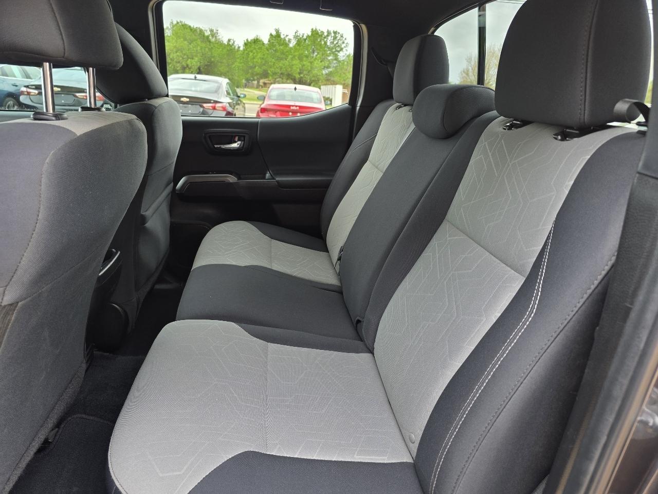 Toyota Tacoma 4WD TRD Off Road Double Cab 5' Bed V6 MT (Natl) 2023