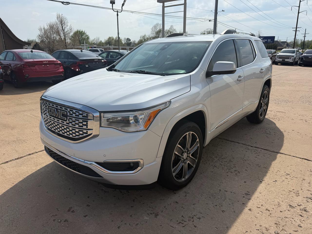 GMC Acadia FWD 4dr Denali 2019
