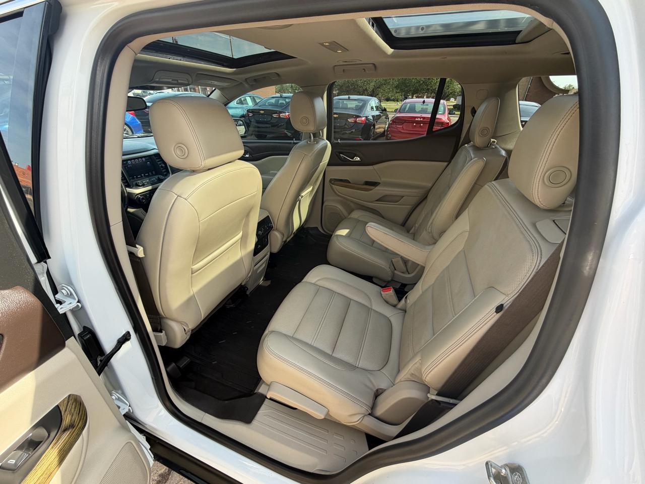 GMC Acadia FWD 4dr Denali 2019