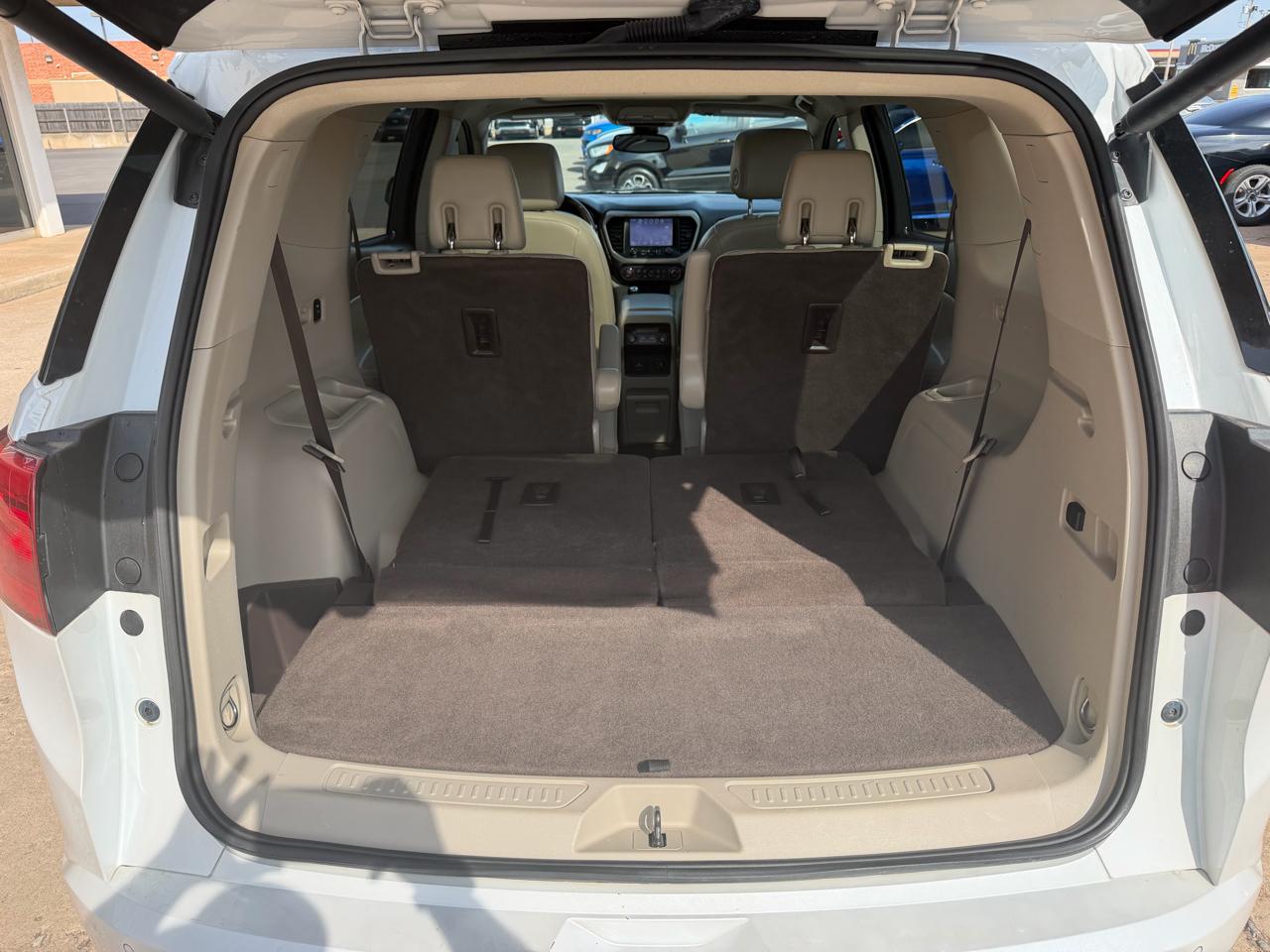 GMC Acadia FWD 4dr Denali 2019