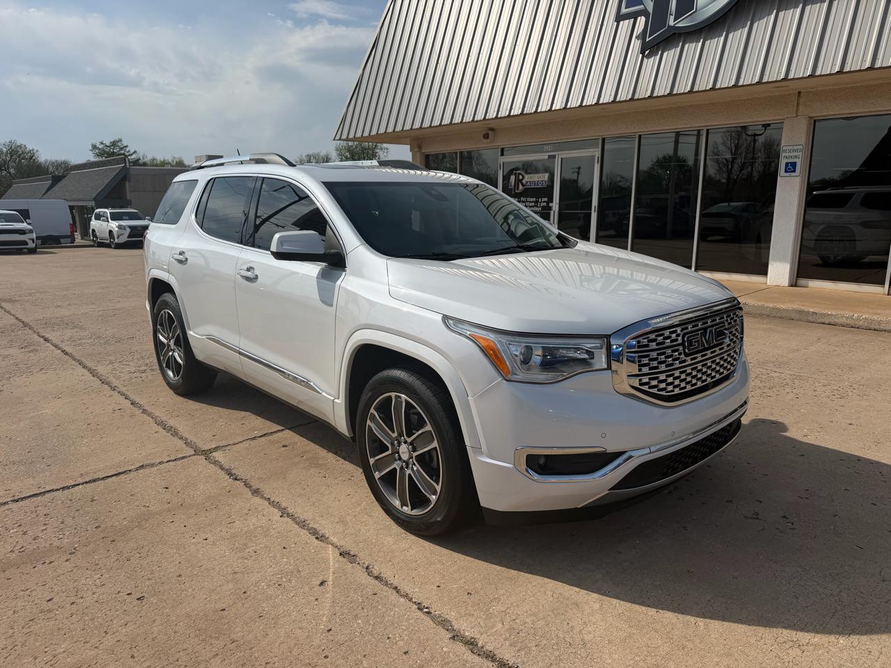 2019 GMC Acadia FWD 4dr Denali