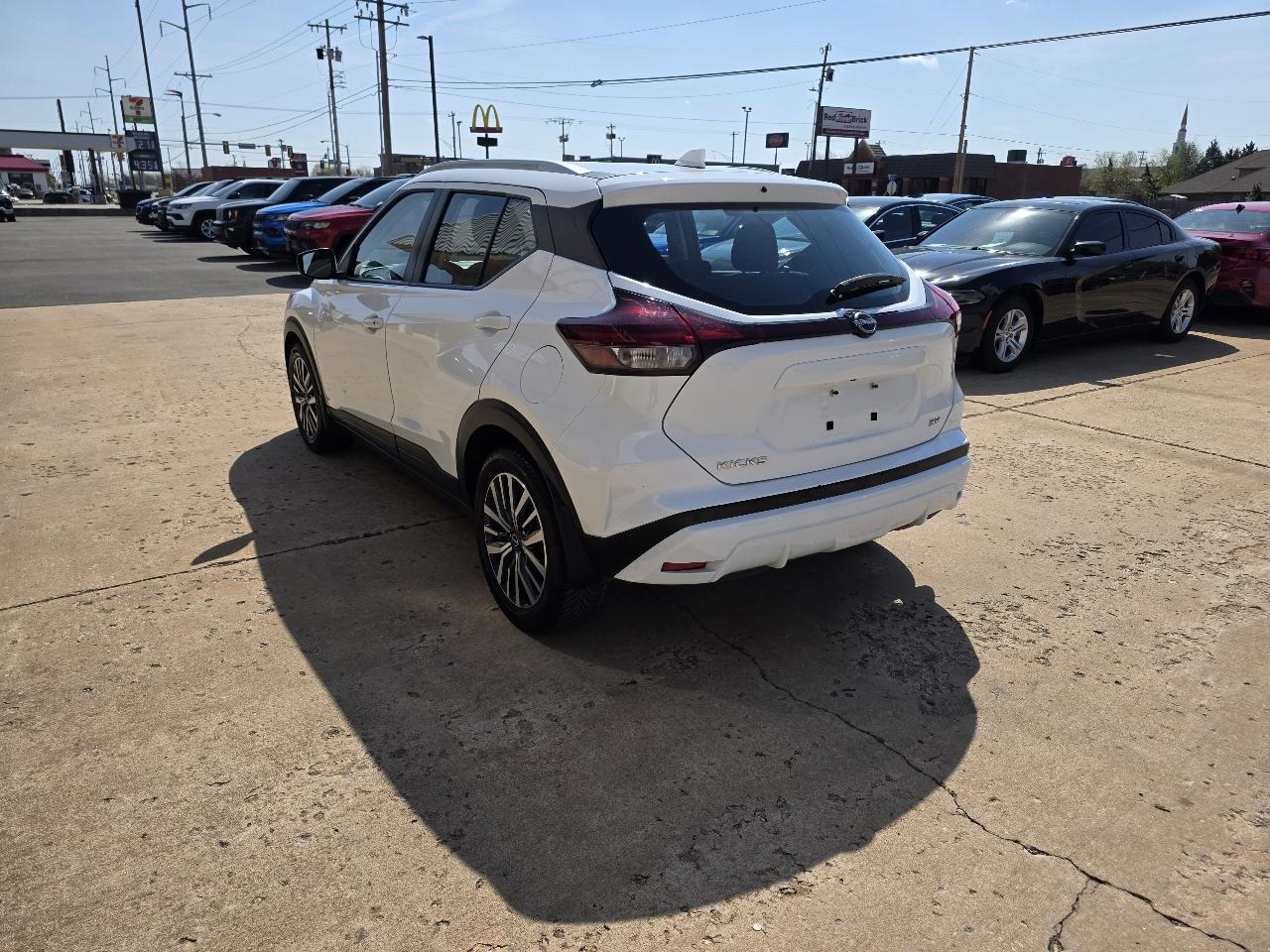 Nissan Kicks SV FWD 2023