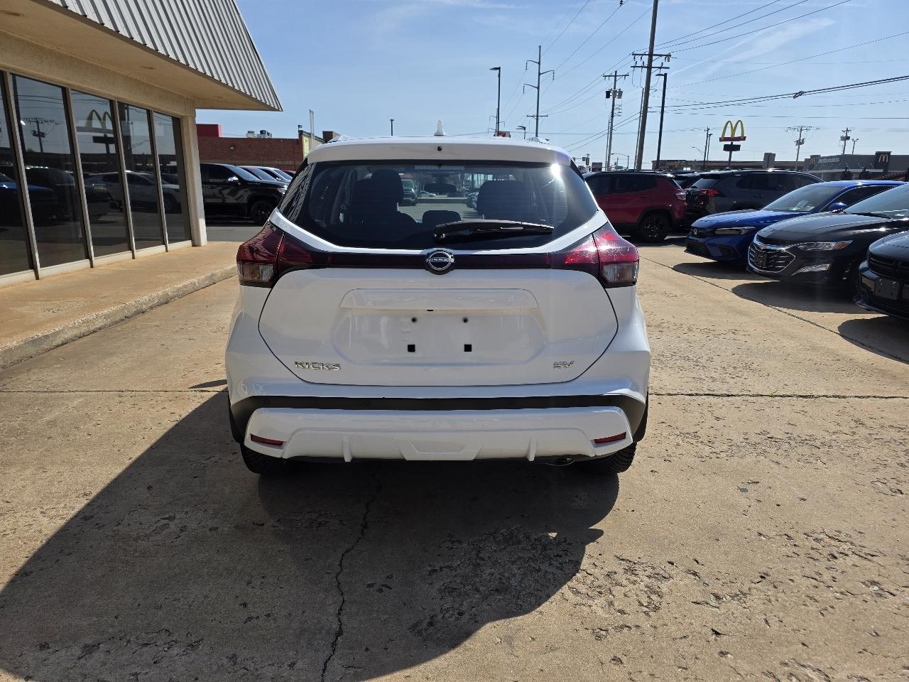 Nissan Kicks SV FWD 2023