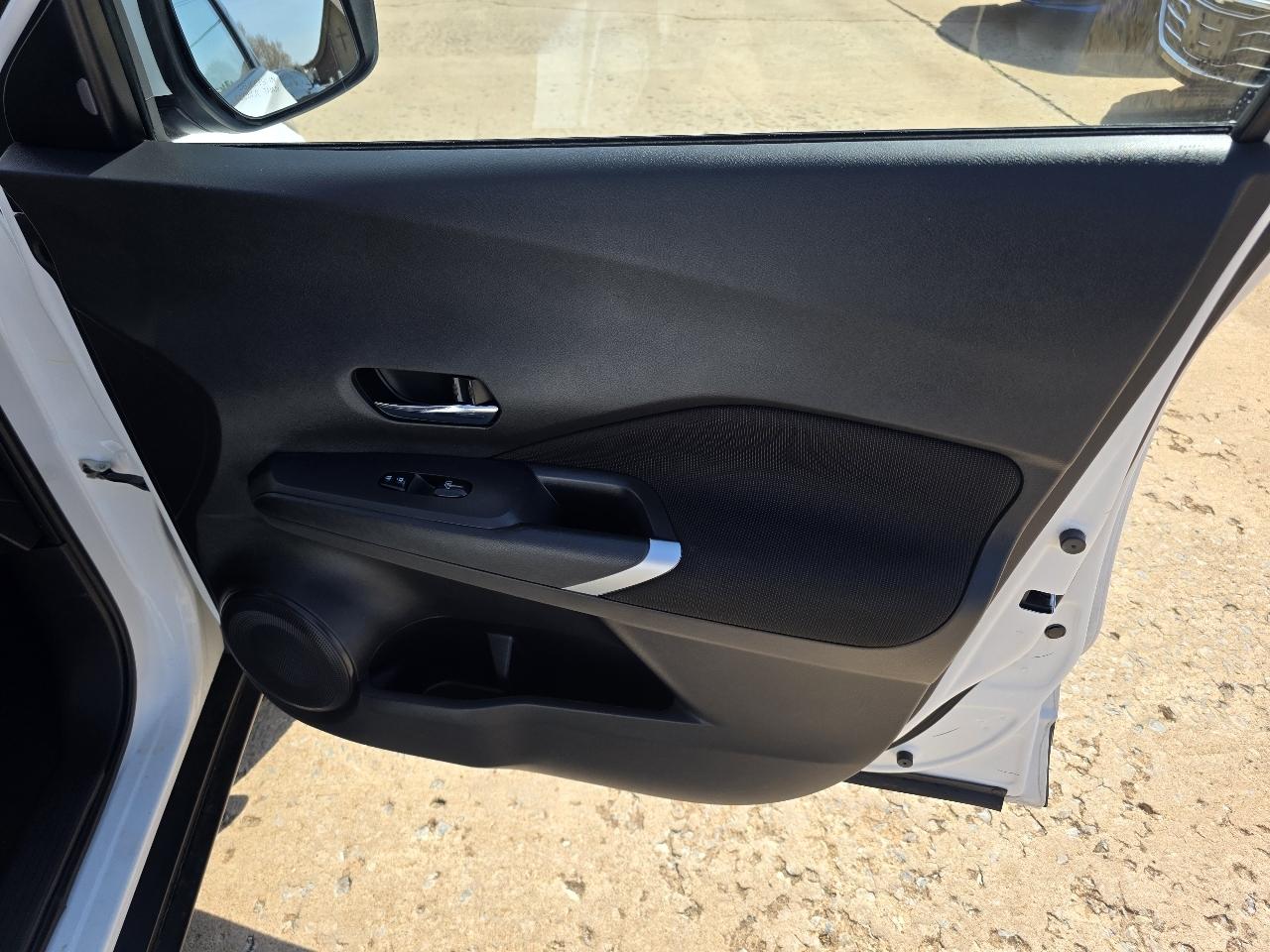 Nissan Kicks SV FWD 2023