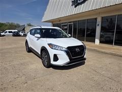 2023 Nissan Kicks 