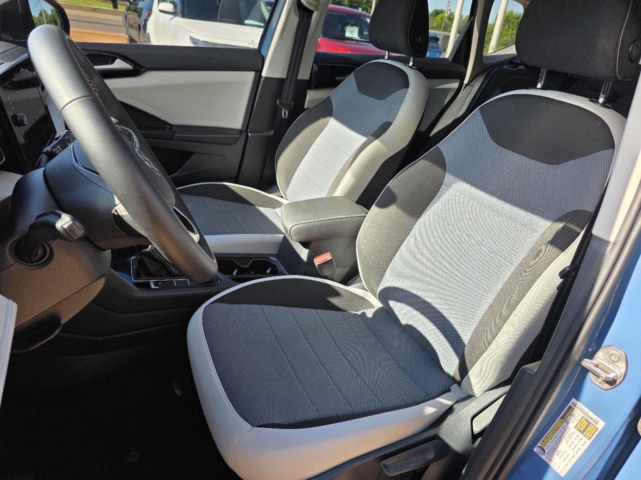 Volkswagen Taos S 4MOTION 2025