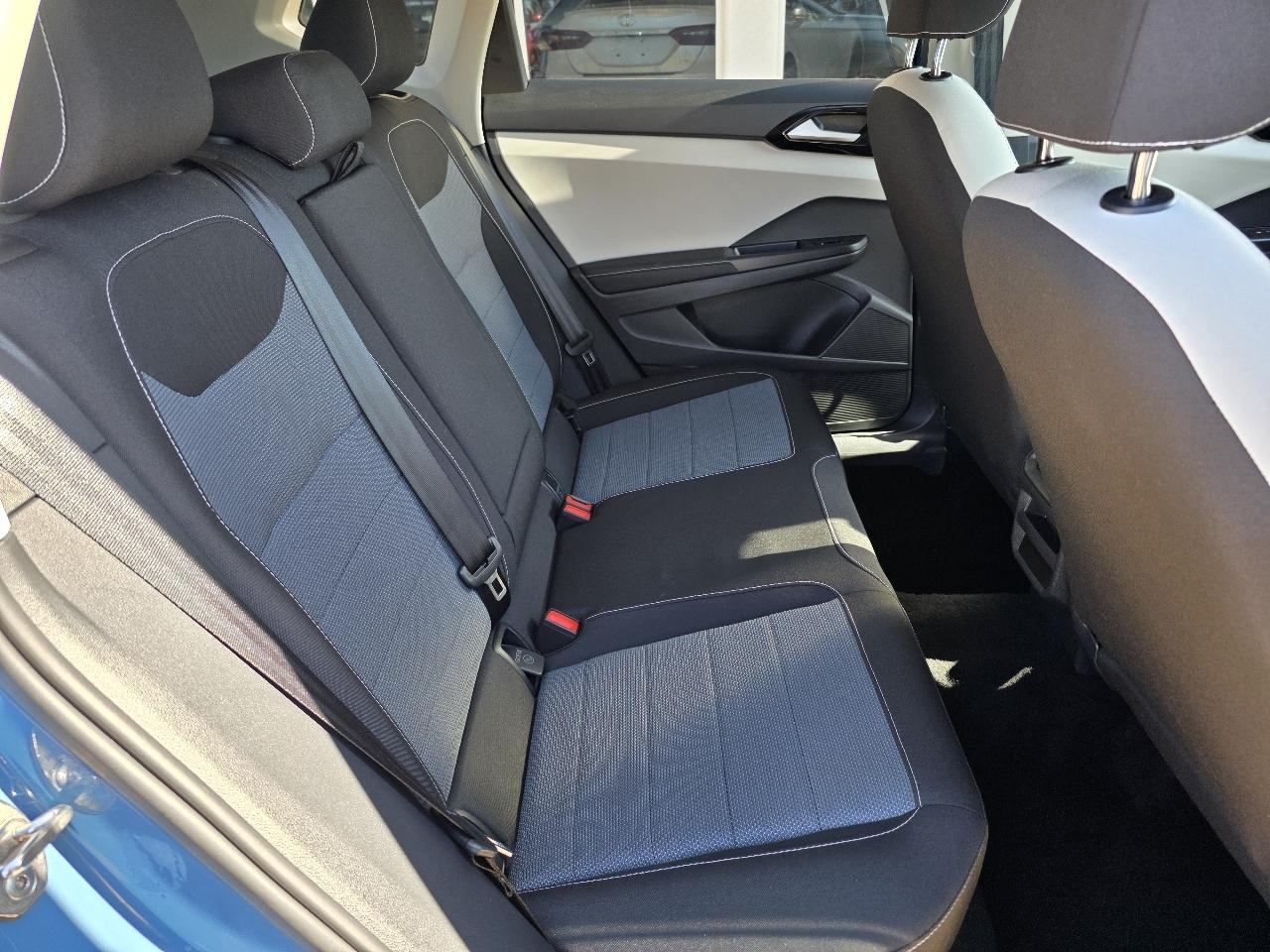 Volkswagen Taos S 4MOTION 2025