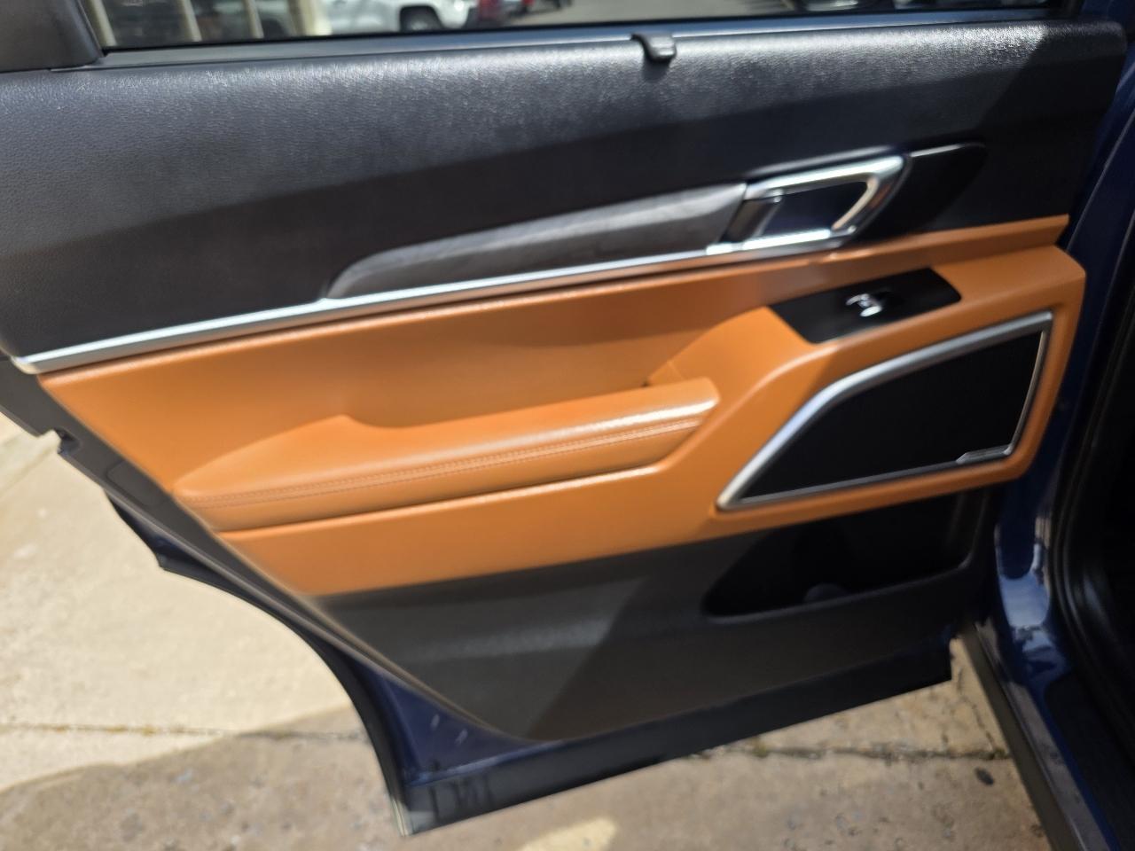 Kia Telluride EX X-Line AWD 2024