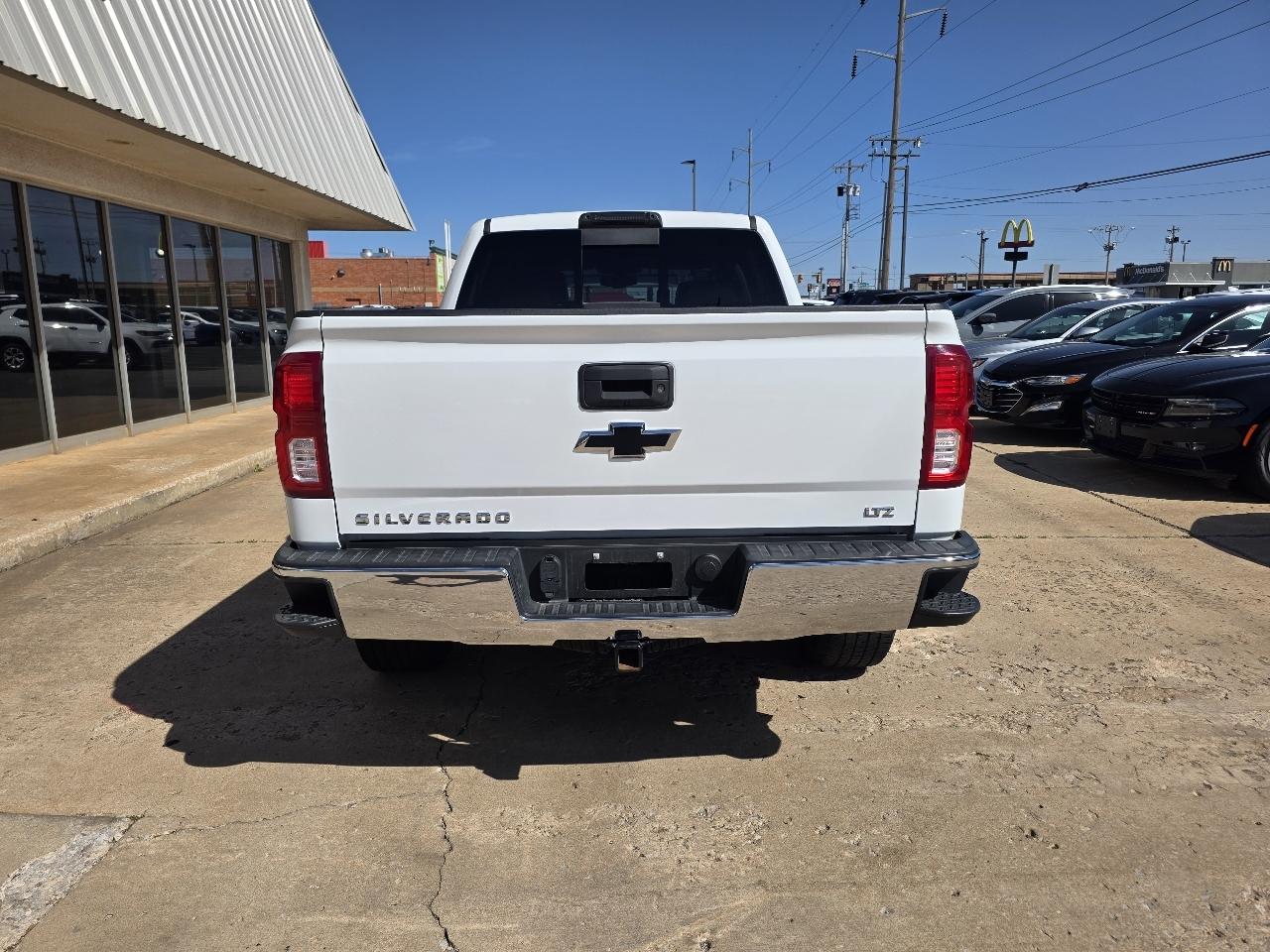 Chevrolet Silverado 1500 4WD Crew Cab 143.5" LTZ w/1LZ 2018