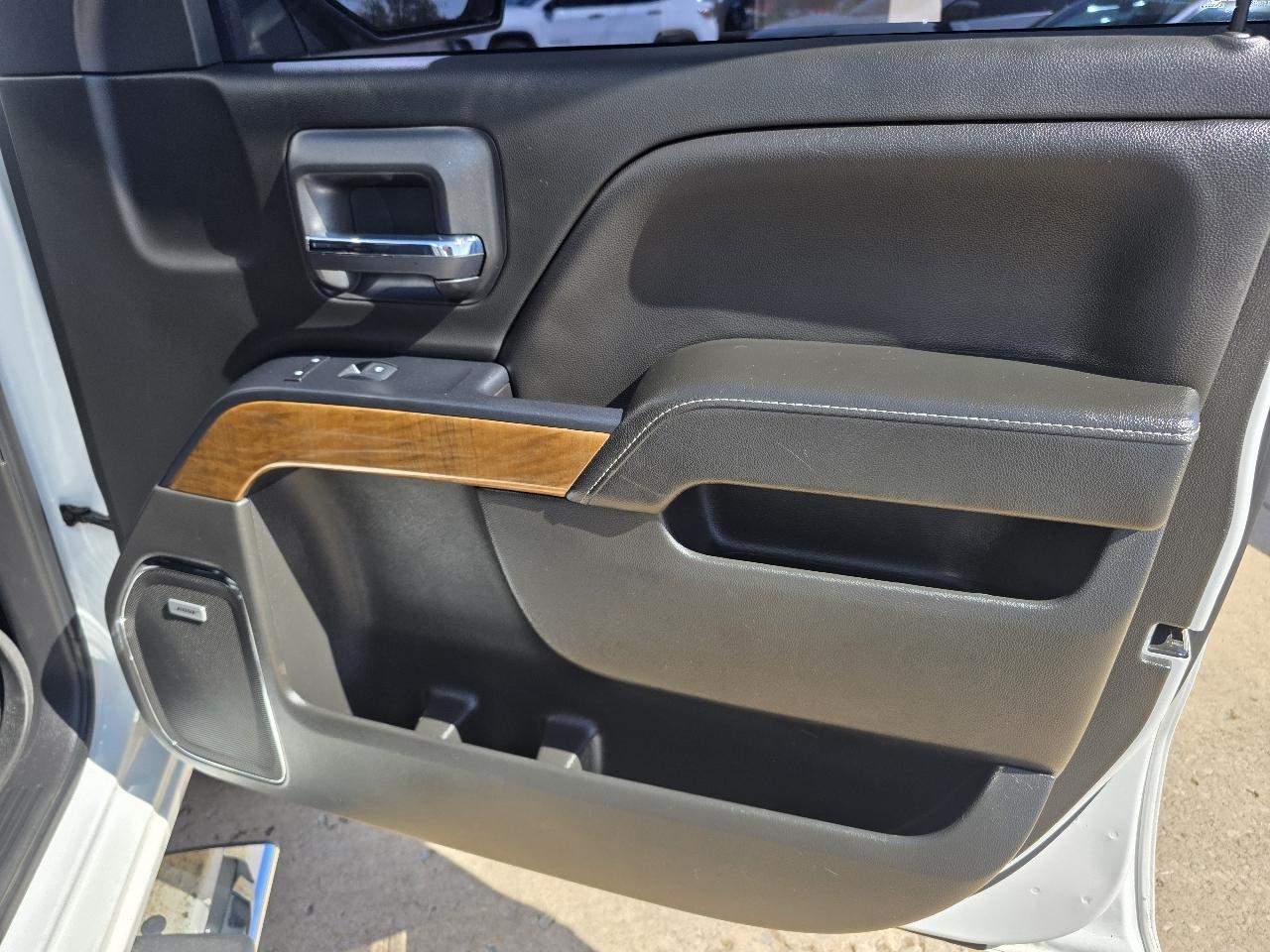 Chevrolet Silverado 1500 4WD Crew Cab 143.5" LTZ w/1LZ 2018