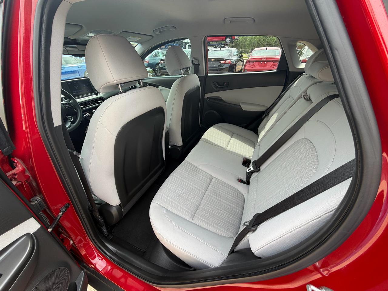 Hyundai Kona SEL Auto FWD 2022