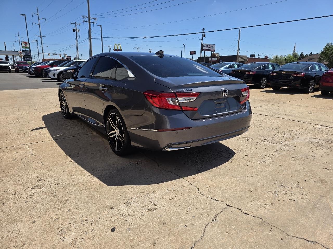 Honda Accord Hybrid Touring Sedan 2021