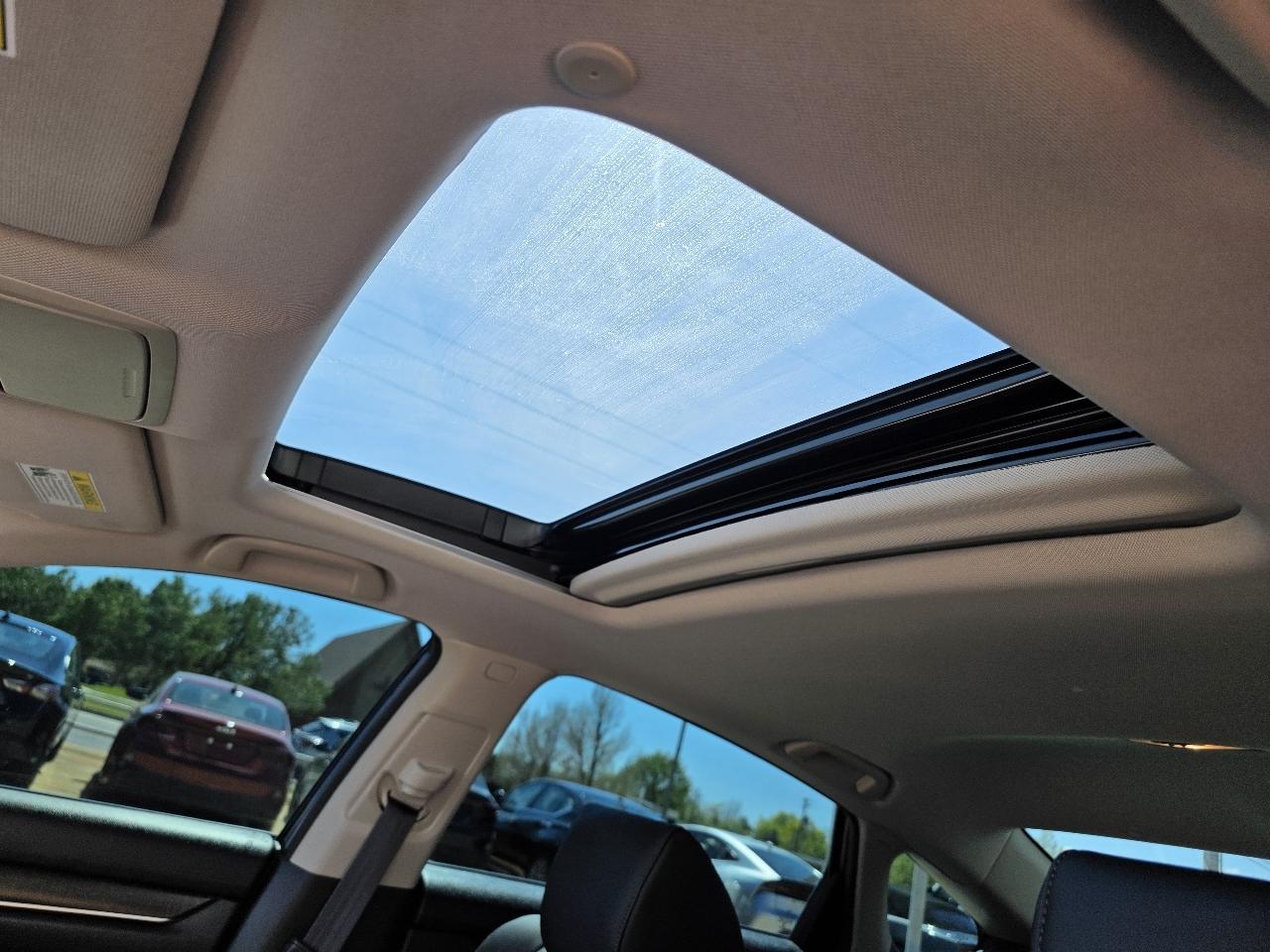 Honda Accord Hybrid Touring Sedan 2021