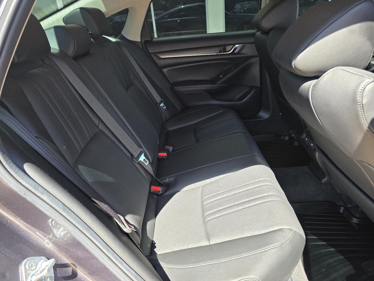 Honda Accord Hybrid Touring Sedan 2021