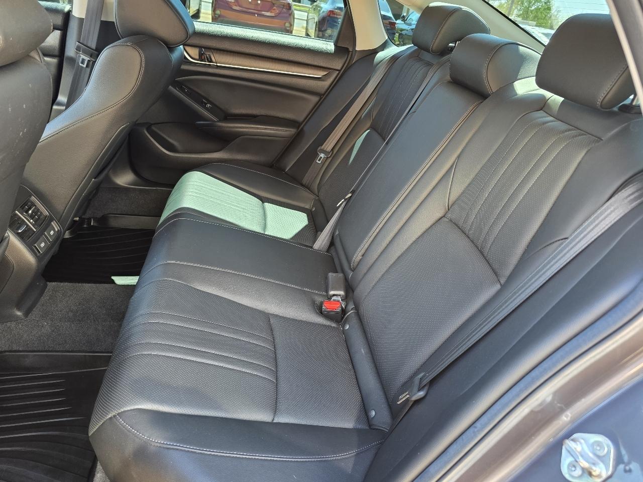 Honda Accord Hybrid Touring Sedan 2021