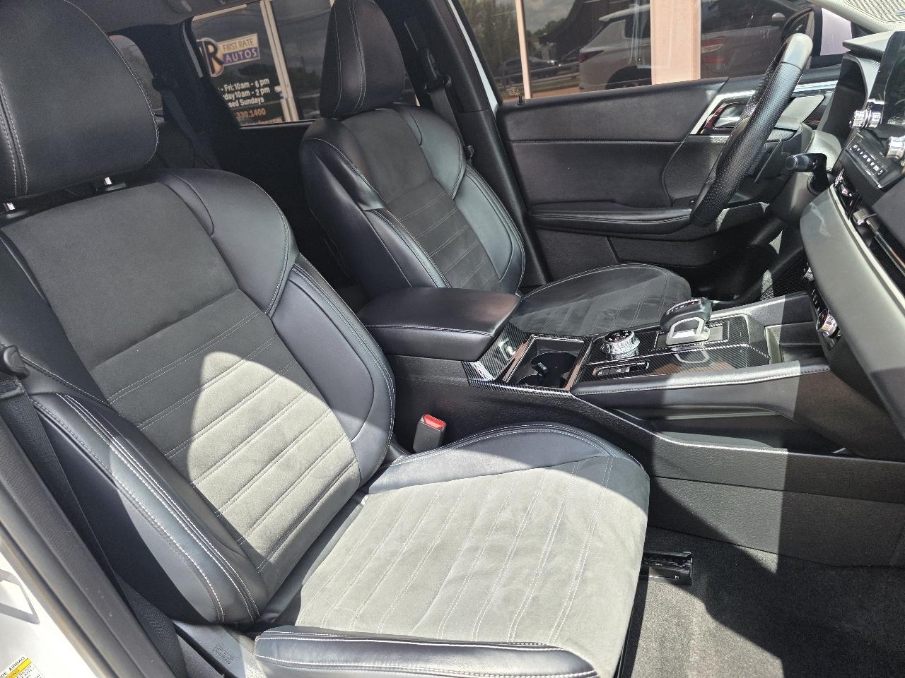 Mitsubishi Outlander SE FWD 2023