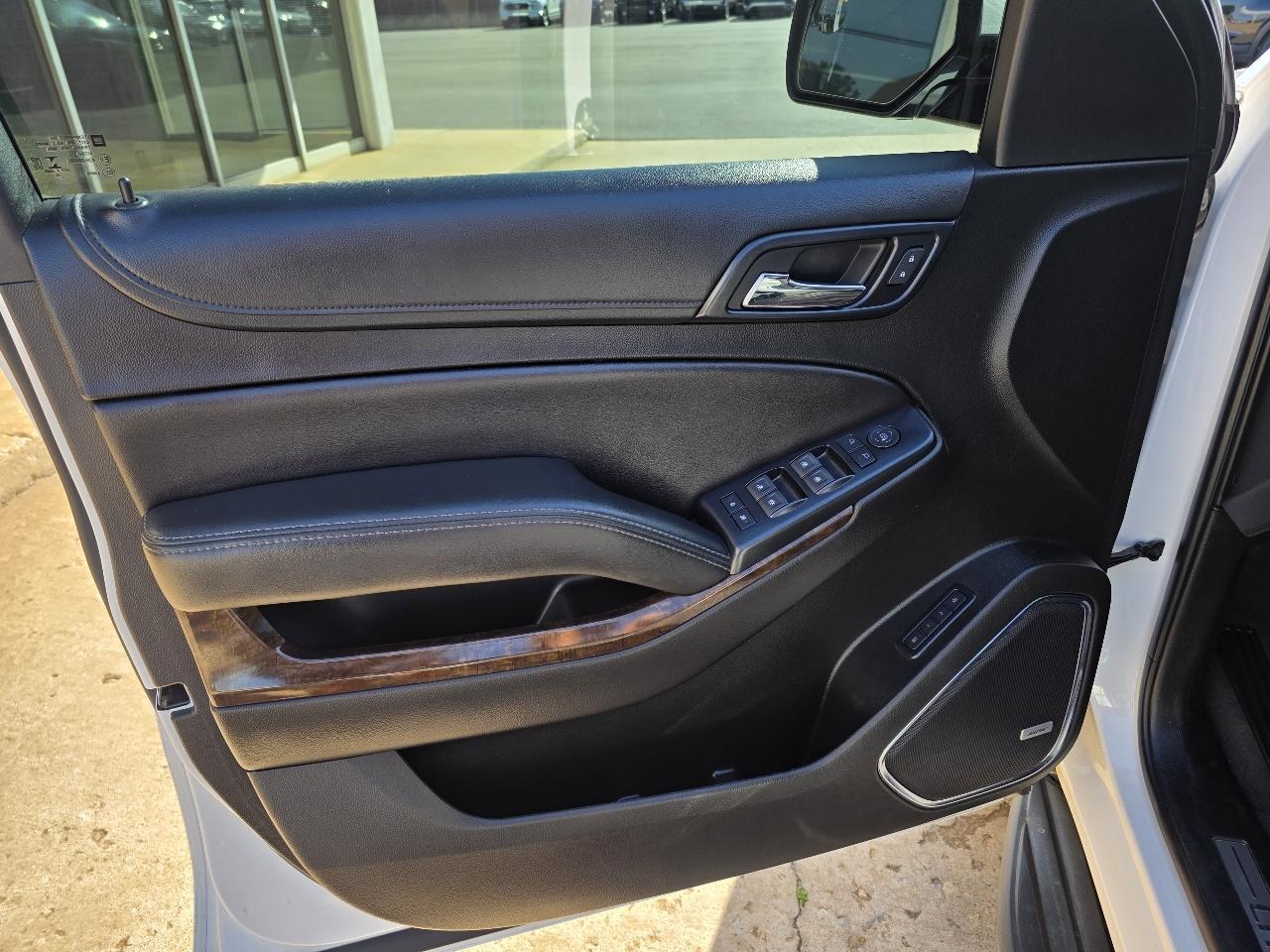 Chevrolet Tahoe 4WD 4dr LT 2019