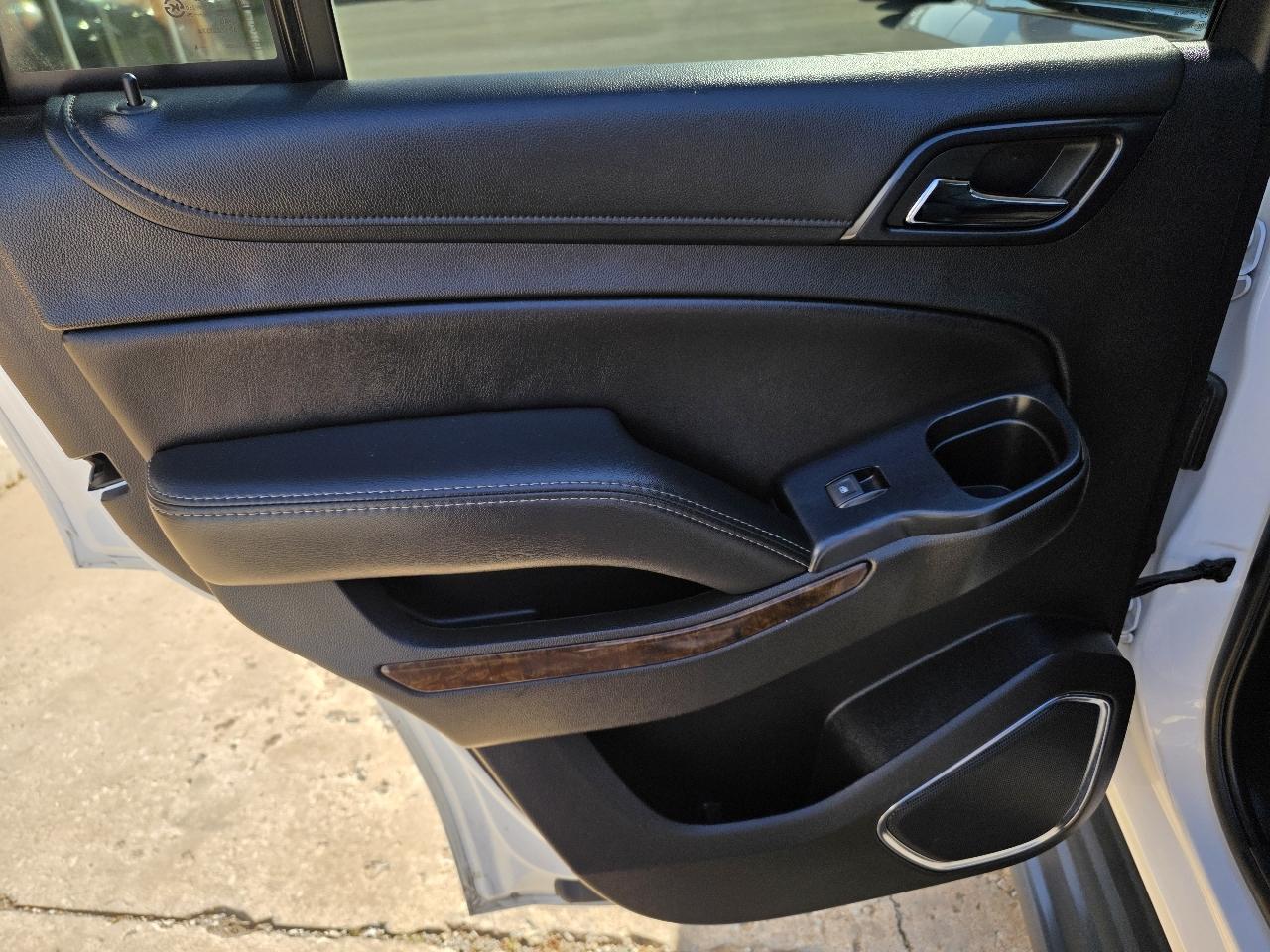 Chevrolet Tahoe 4WD 4dr LT 2019