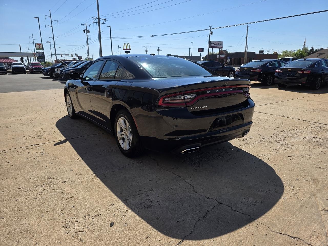 Dodge Charger SXT RWD 2021