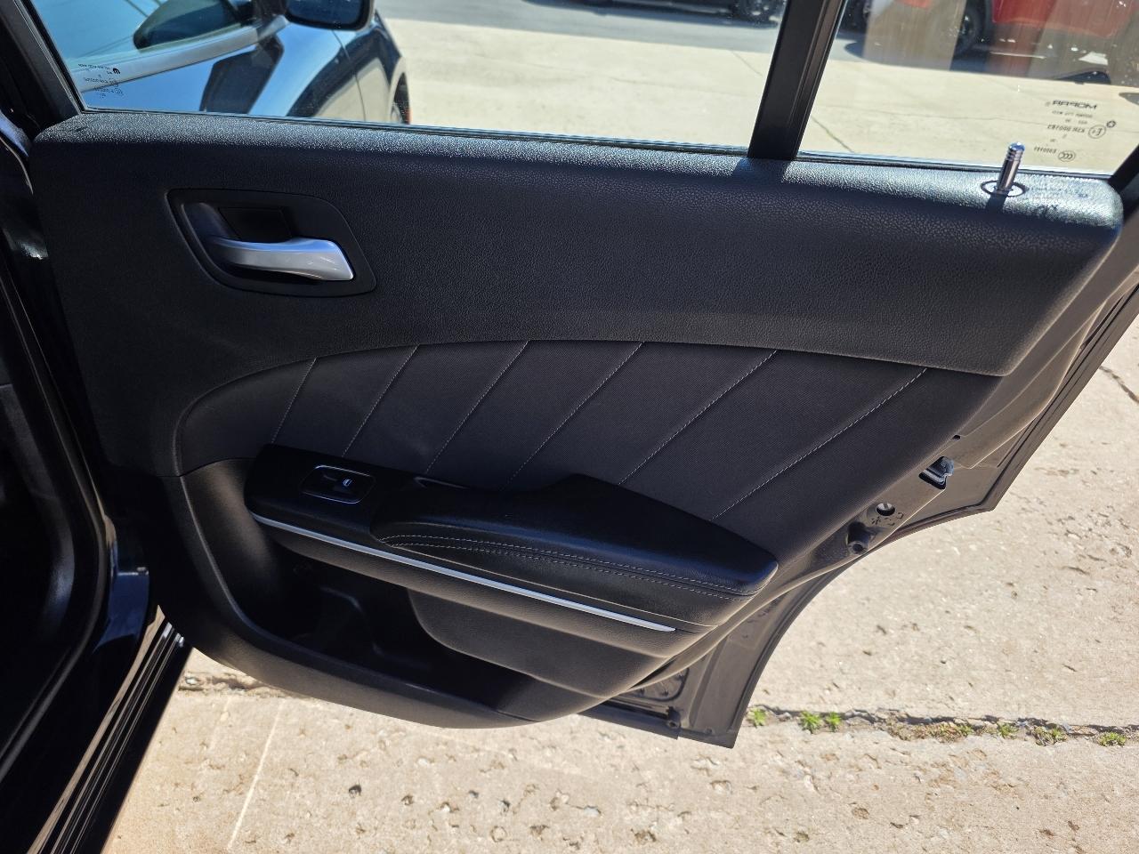 Dodge Charger SXT RWD 2021