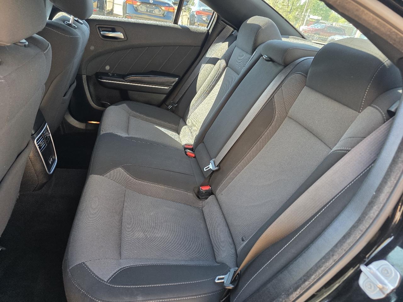 Dodge Charger SXT RWD 2021