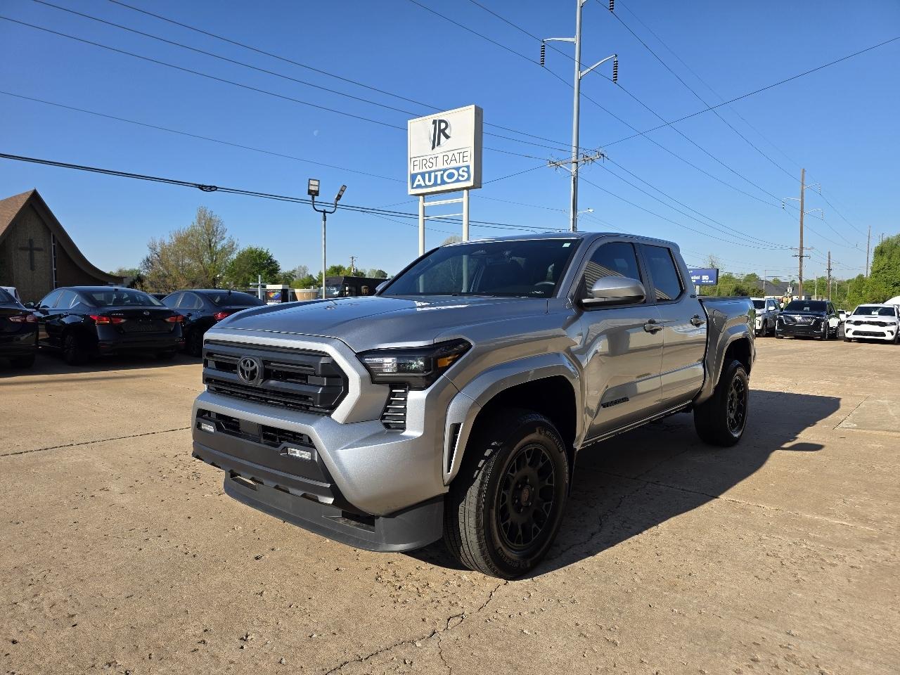 Toyota Tacoma 4WD SR5 Double Cab 5' Bed AT (Natl) 2024
