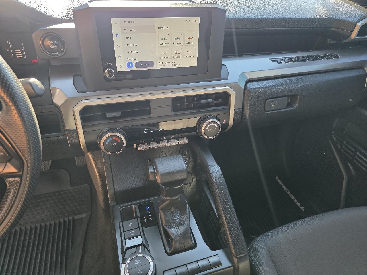 Toyota Tacoma 4WD SR5 Double Cab 5' Bed AT (Natl) 2024