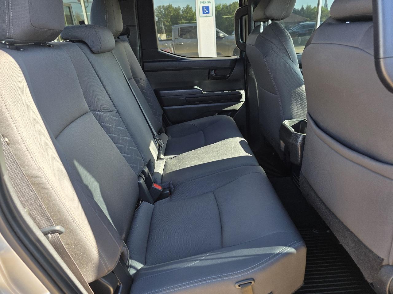 Toyota Tacoma 4WD SR5 Double Cab 5' Bed AT (Natl) 2024