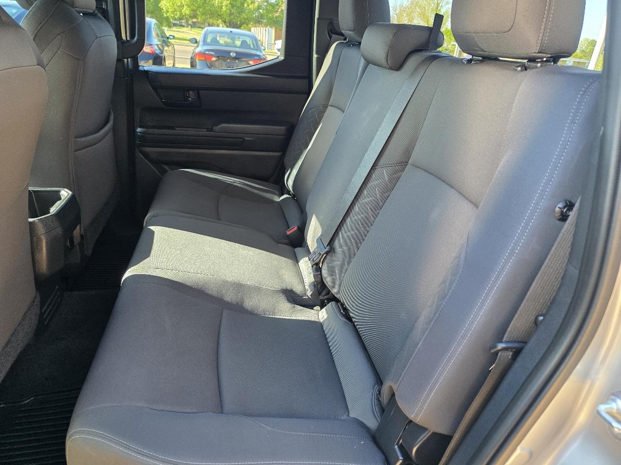 Toyota Tacoma 4WD SR5 Double Cab 5' Bed AT (Natl) 2024