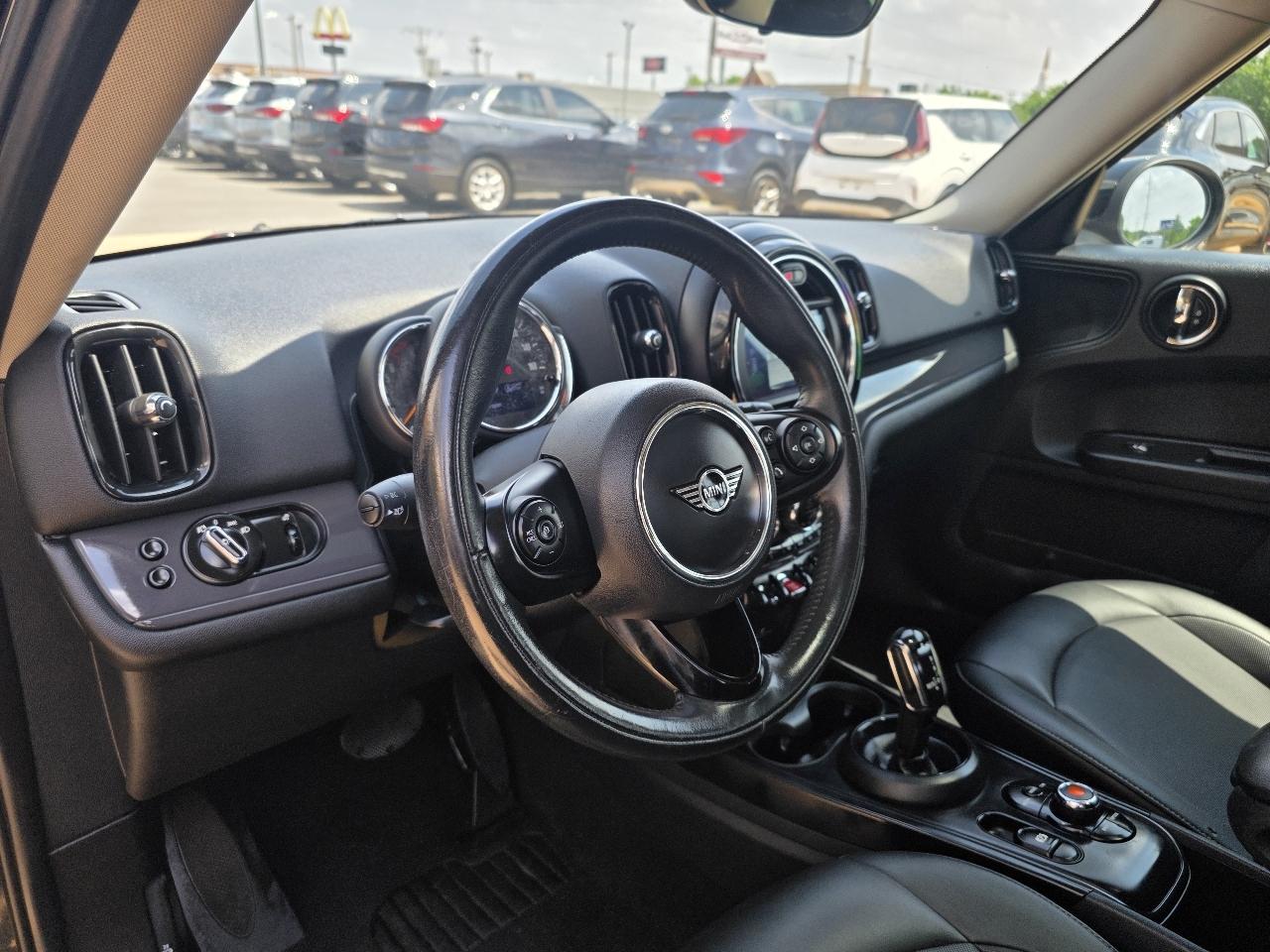 MINI Countryman Cooper FWD 2020