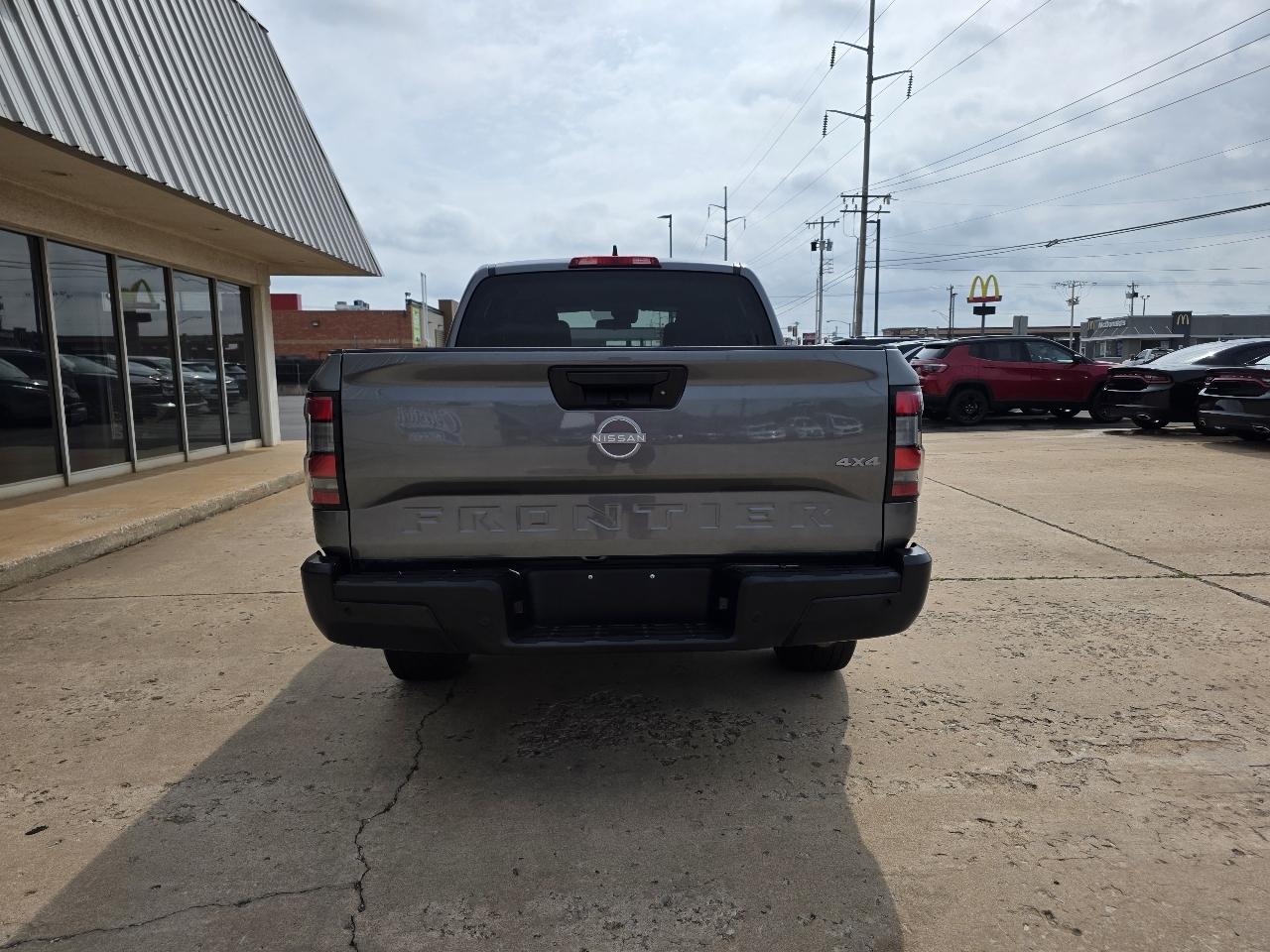 Nissan Frontier Crew Cab 4x4 S Auto 2022