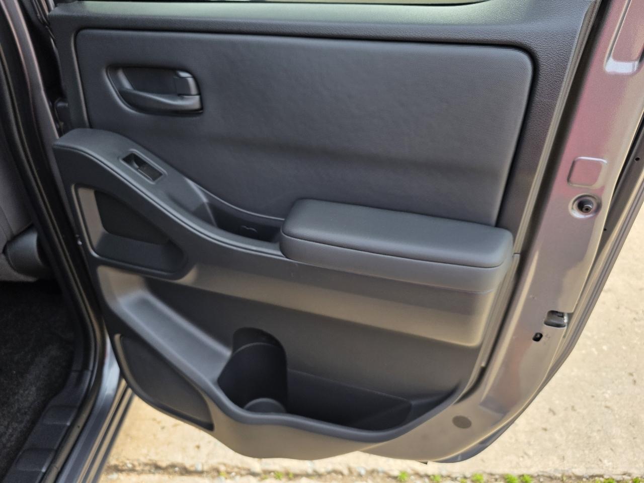 Nissan Frontier Crew Cab 4x4 S Auto 2022