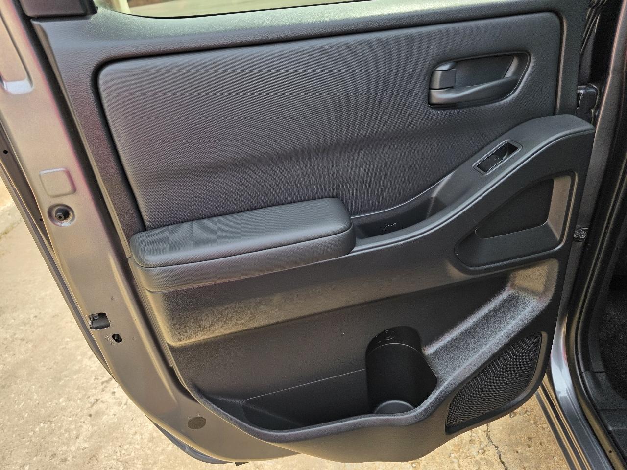 Nissan Frontier Crew Cab 4x4 S Auto 2022