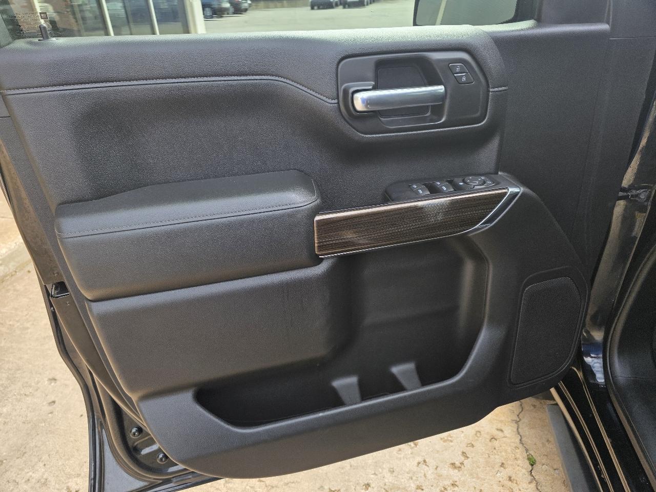 Chevrolet Silverado 1500 4WD Crew Cab 147" LT 2019