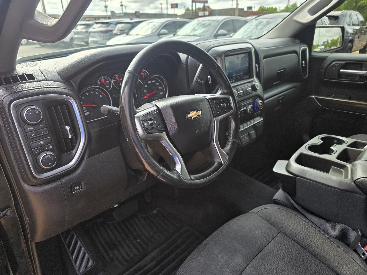 Chevrolet Silverado 1500 4WD Crew Cab 147" LT 2019