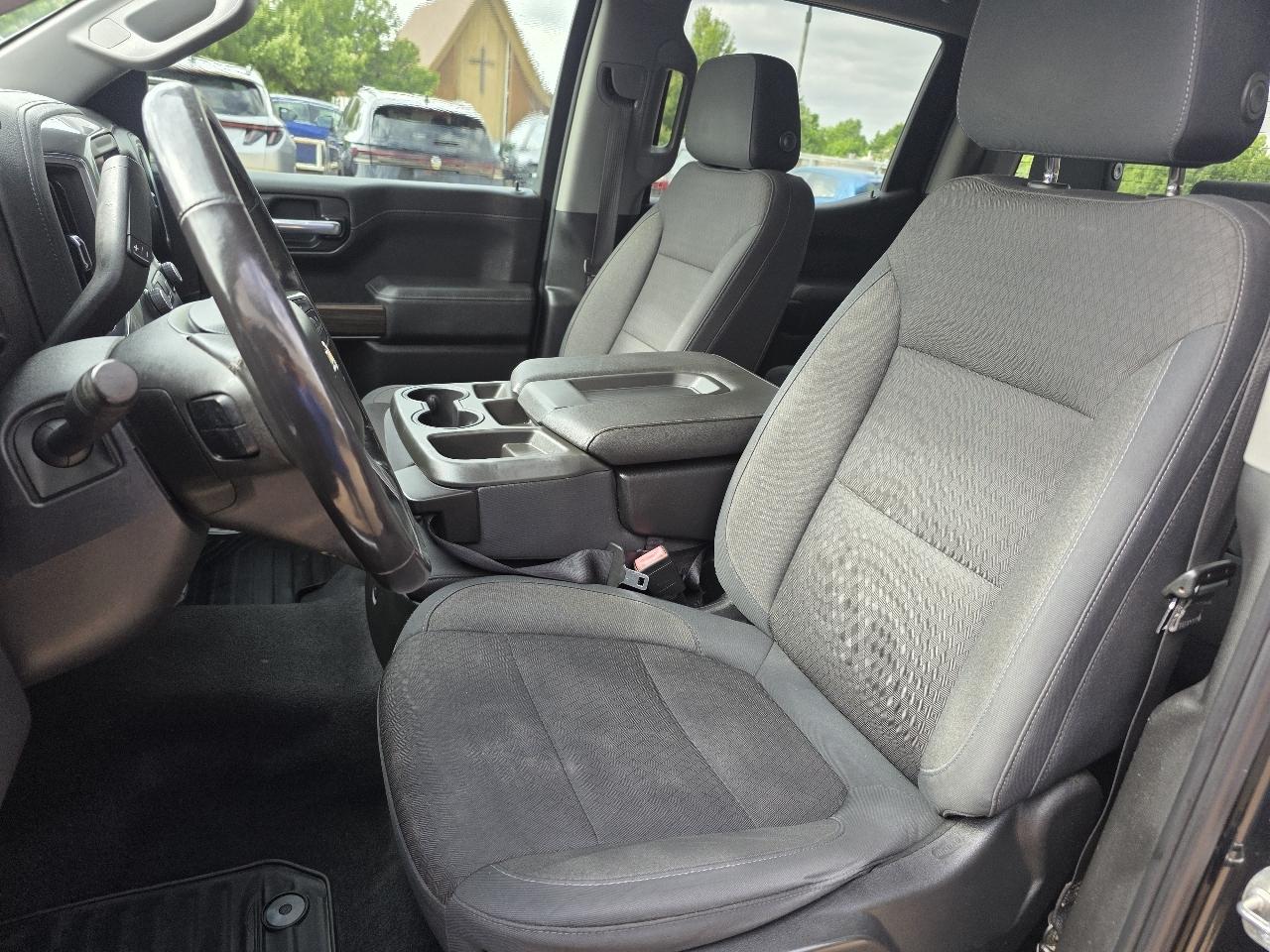 Chevrolet Silverado 1500 4WD Crew Cab 147" LT 2019