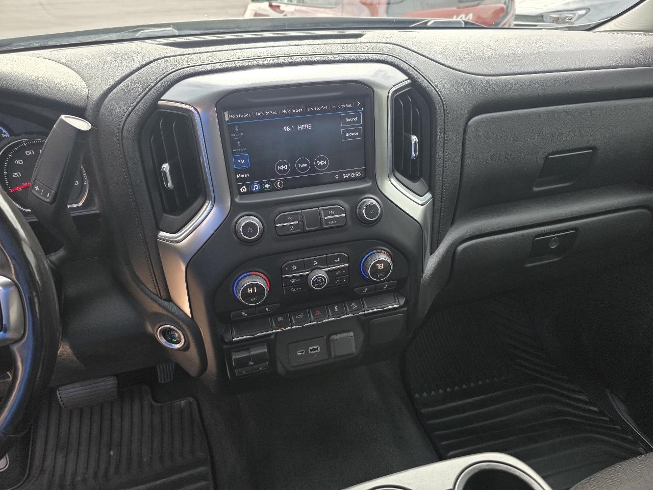Chevrolet Silverado 1500 4WD Crew Cab 147" LT 2019