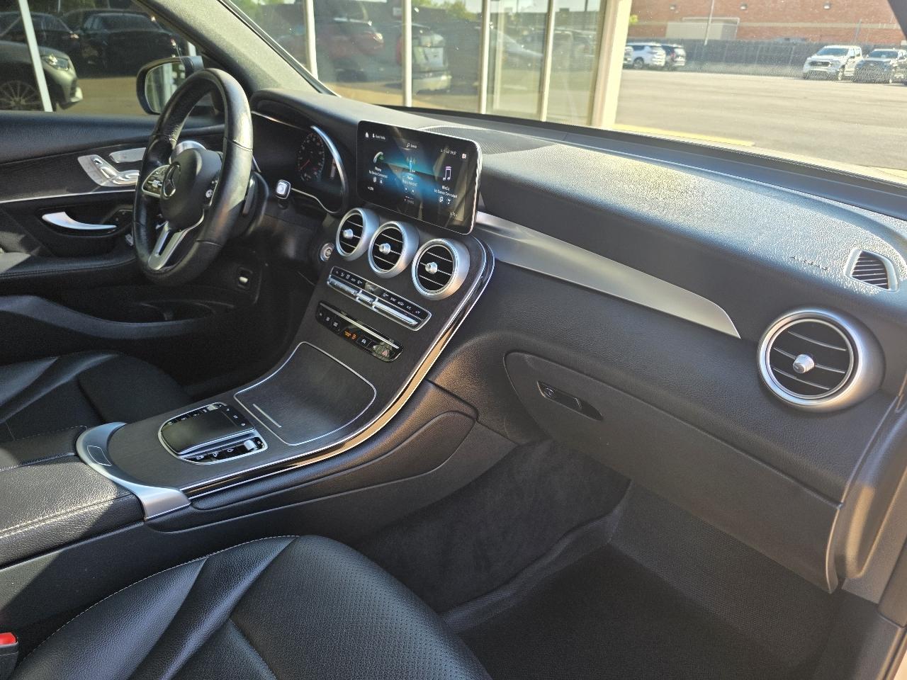 Mercedes-Benz GLC GLC 300 4MATIC SUV 2021