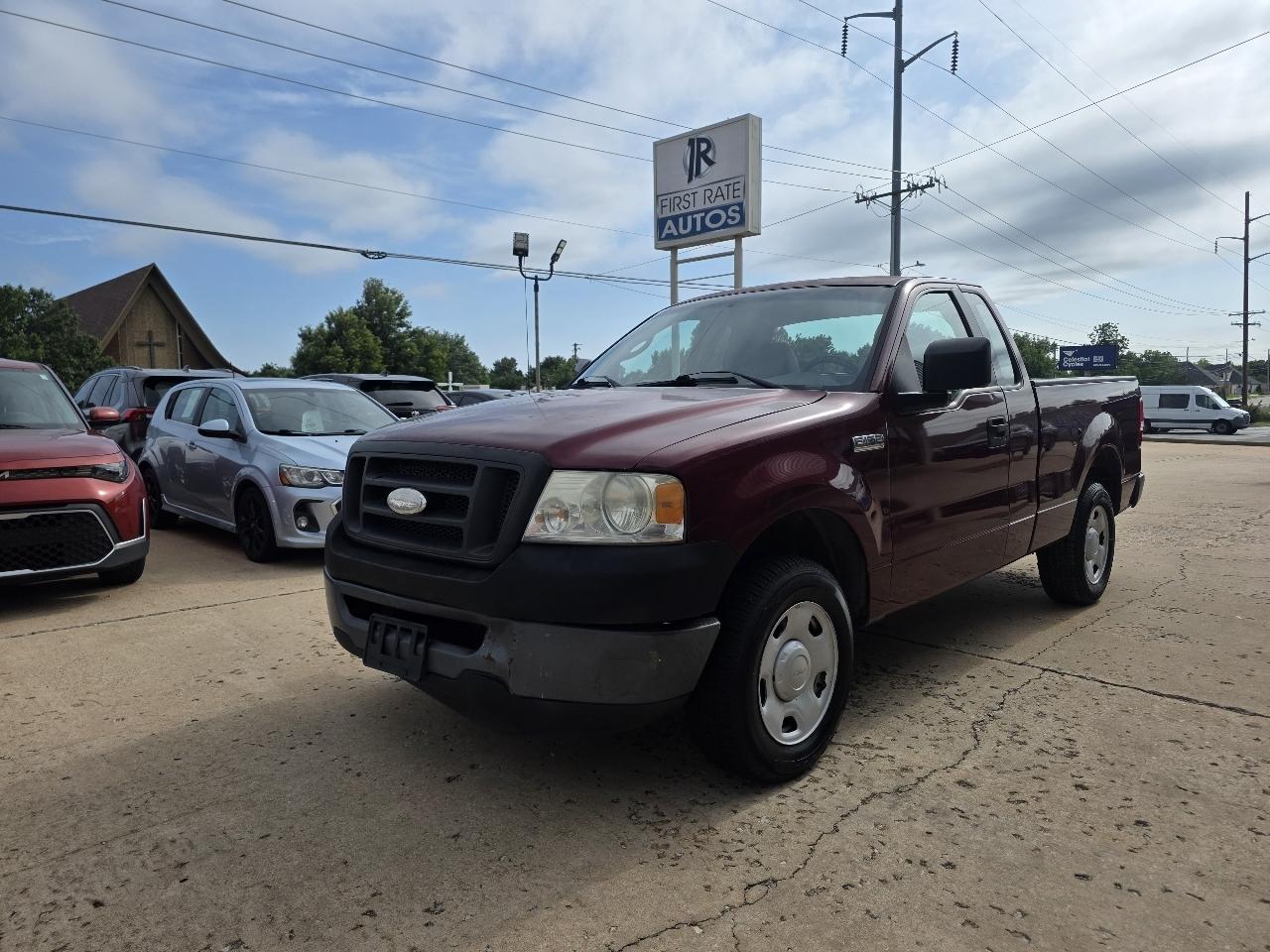 Ford F-150 Reg Cab 126" XLT 2006