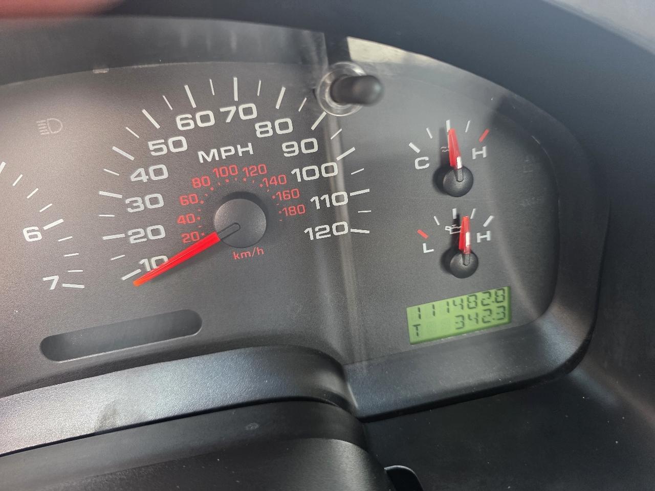 Ford F-150 Reg Cab 126" XLT 2006