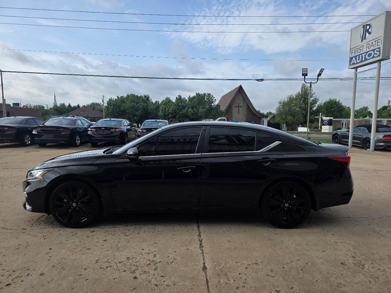 Nissan Altima 2.5 SR Sedan 2022