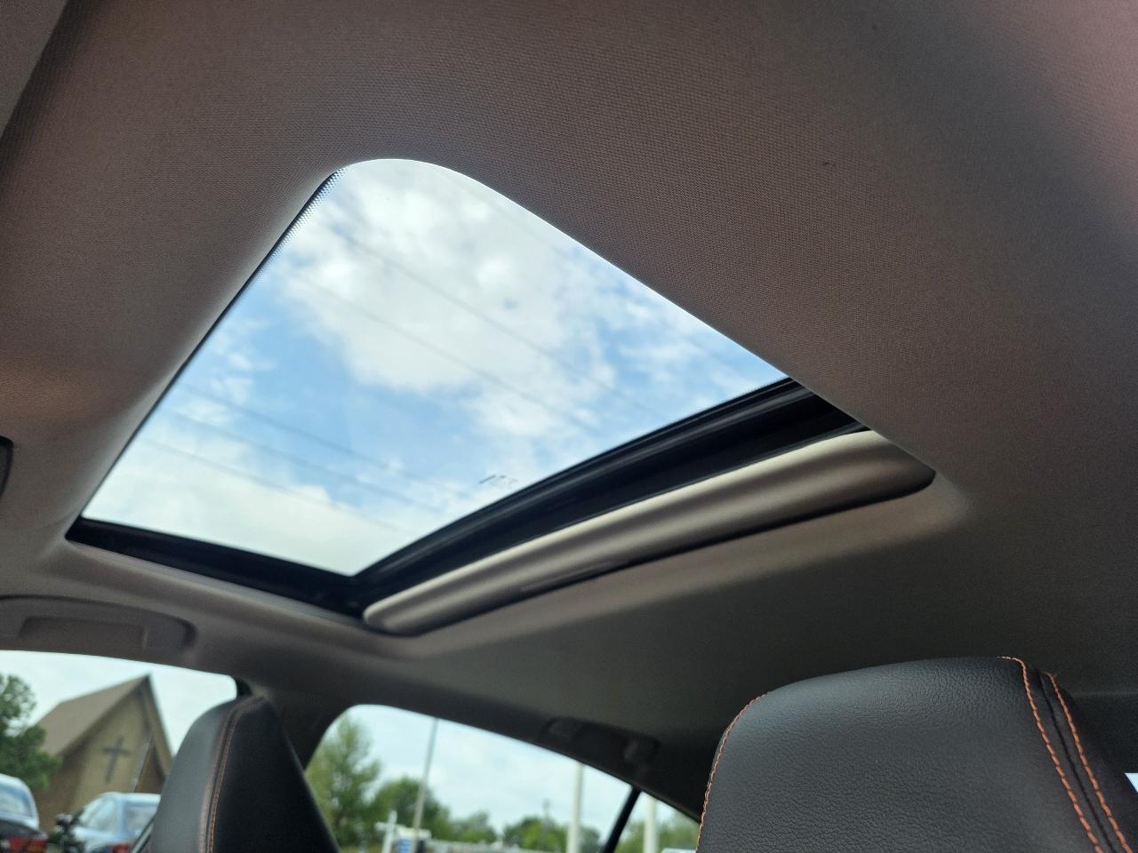 Nissan Altima 2.5 SR Sedan 2022