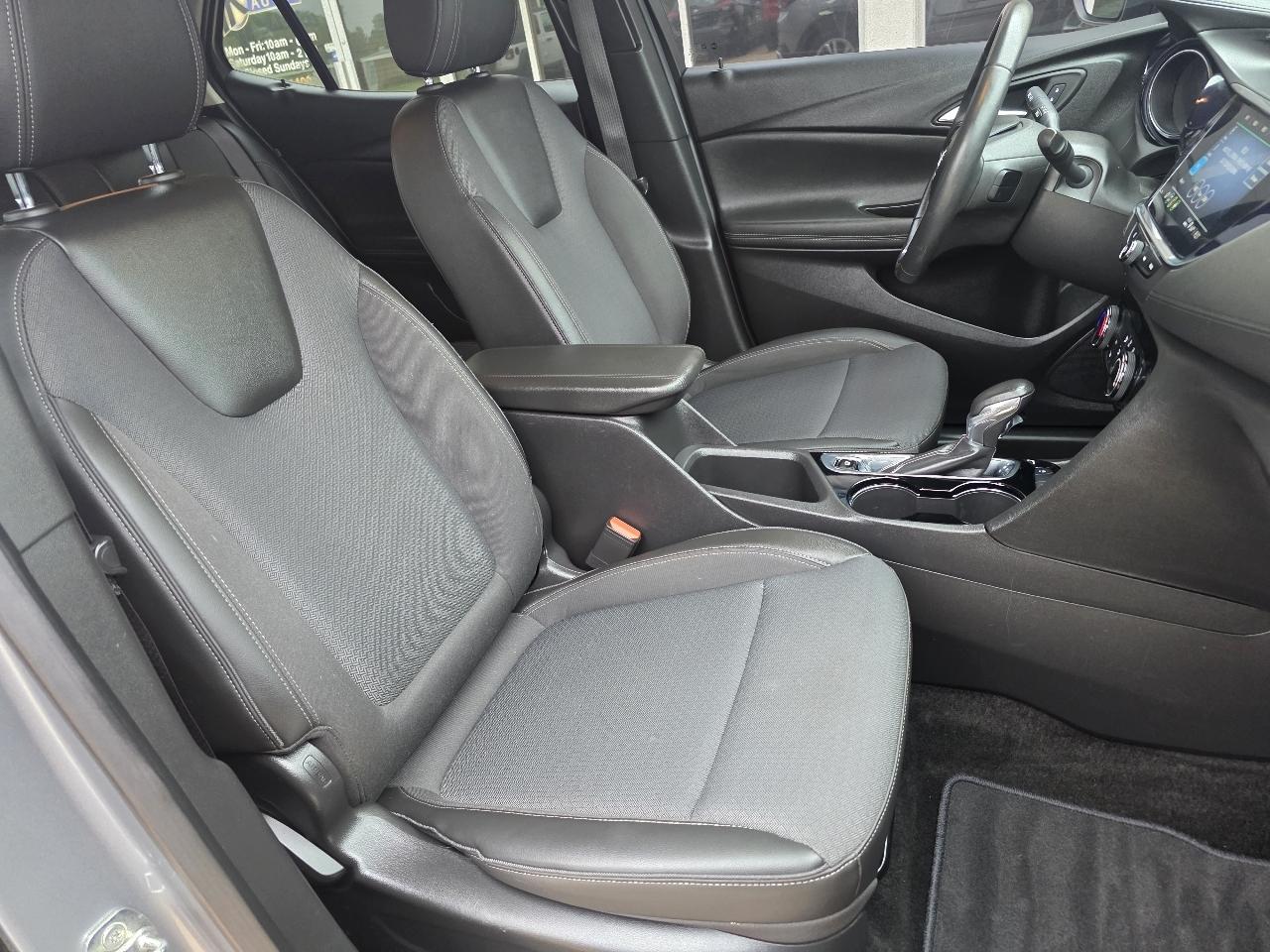 Buick Encore GX FWD 4dr Preferred 2023