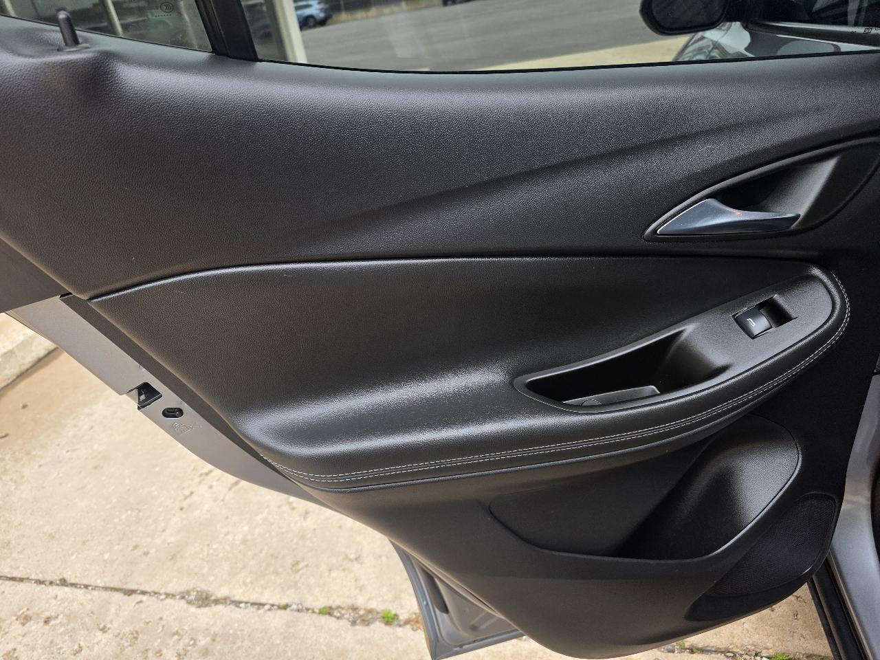 Buick Encore GX FWD 4dr Preferred 2023