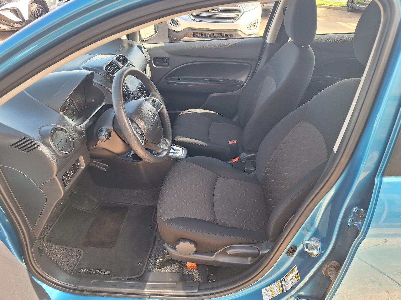 Mitsubishi Mirage ES CVT 2024