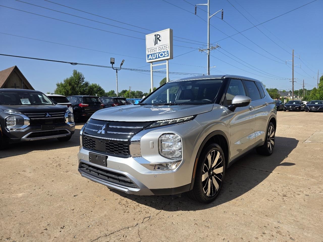 Mitsubishi Outlander SE AWC 2025