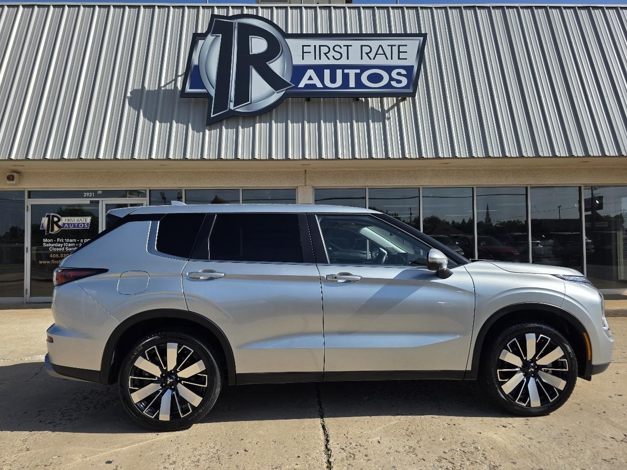 Mitsubishi Outlander SE AWC 2025